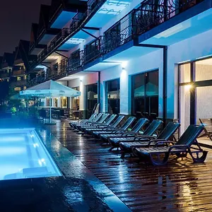 **** Szálloda Paryski Art & Business - Basen Jacuzzi Sauna Malpi Gaj Lengyelország