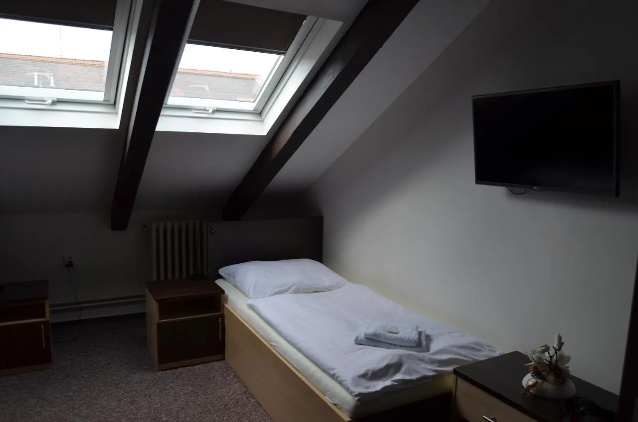 Konukevi U Heligonky Otel Brno