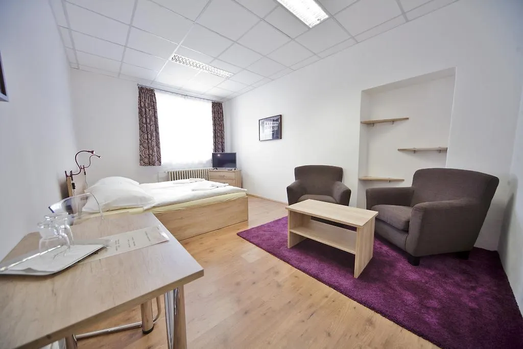 Konukevi U Heligonky Otel Brno
