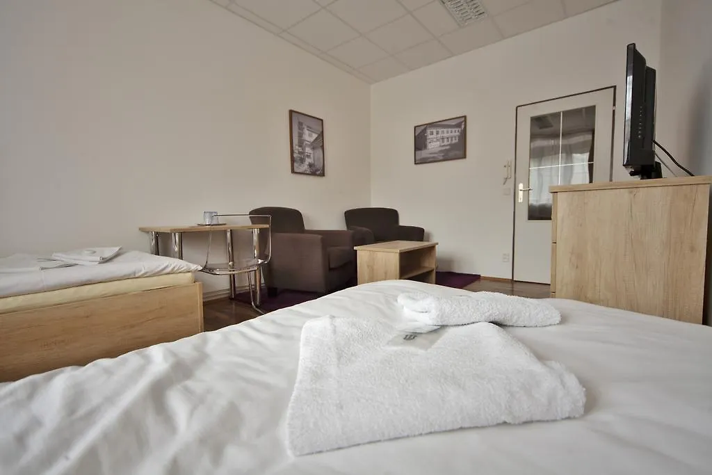 Konukevi U Heligonky Otel Brno
