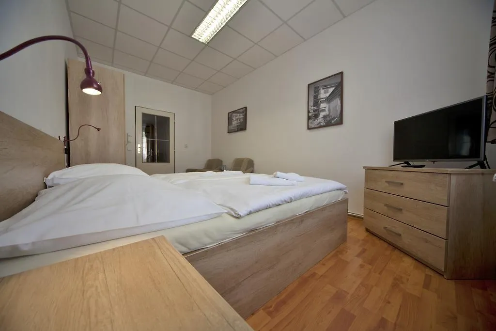 U Heligonky Otel Brno 3*,